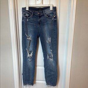 Judy Blue Distressed Ankle Cropped Jeans Blue